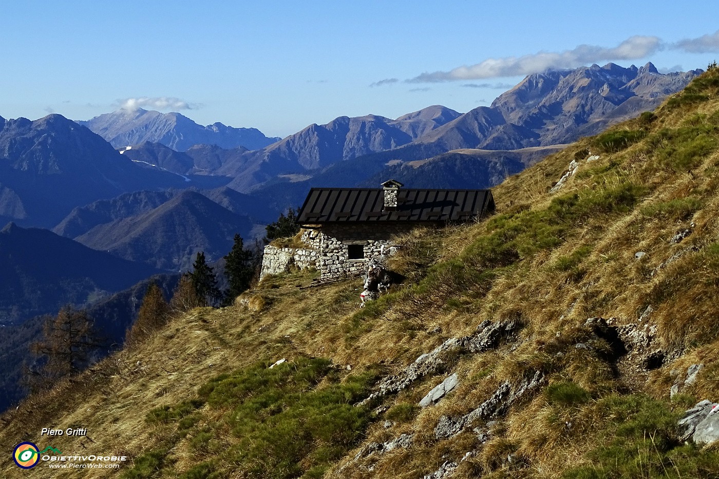 26 Baita-bivacco Monte Secco di (1837 m).JPG -                                